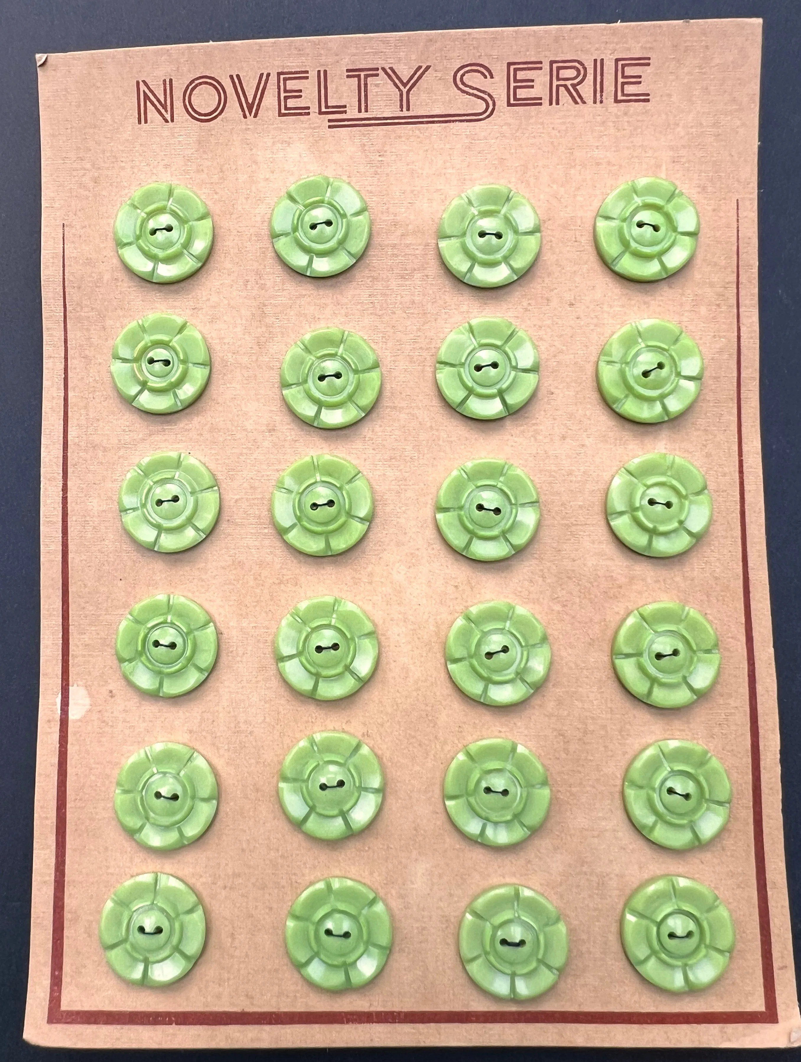 Pistachio Green 1940s 2.2cm   1.6cm Buttons 6 loose or 24 on Sheet